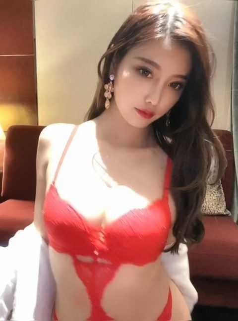 秀人超人气女神-杨晨晨露脸脱内衣半裸诱惑 浴室脱内衣[无水印1V-346M]